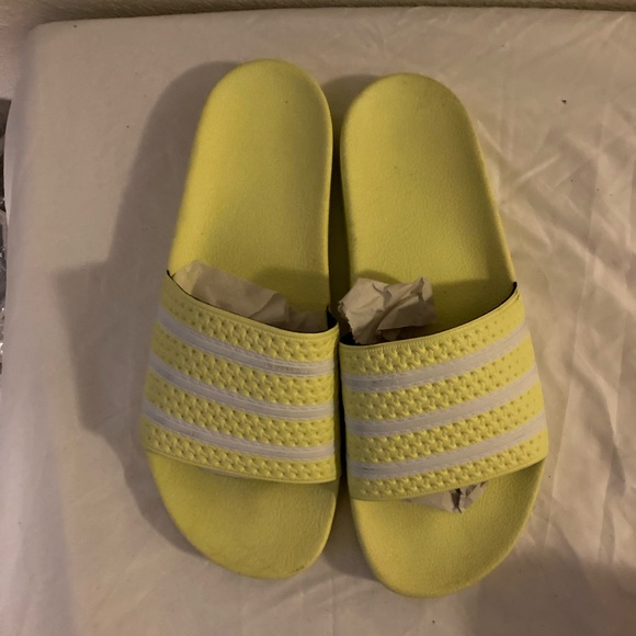 Adidas Slides New - Picture 4 of 6